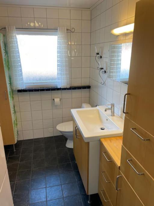 Familjevaenligt Hus Naera Isaberg! Villa Hestra Bagian luar foto